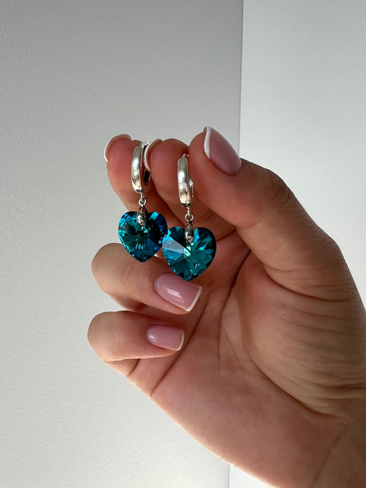 BLUE HEART KRISTALLI KORVAKORUT