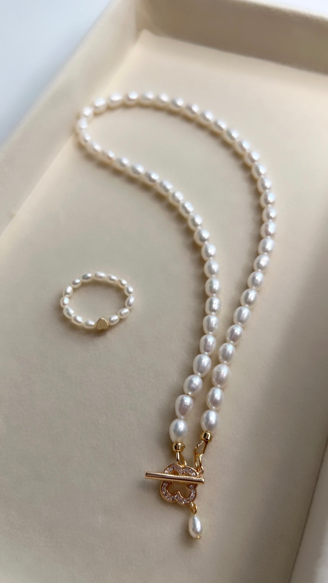 CLOVER HELMIKAULAKORU