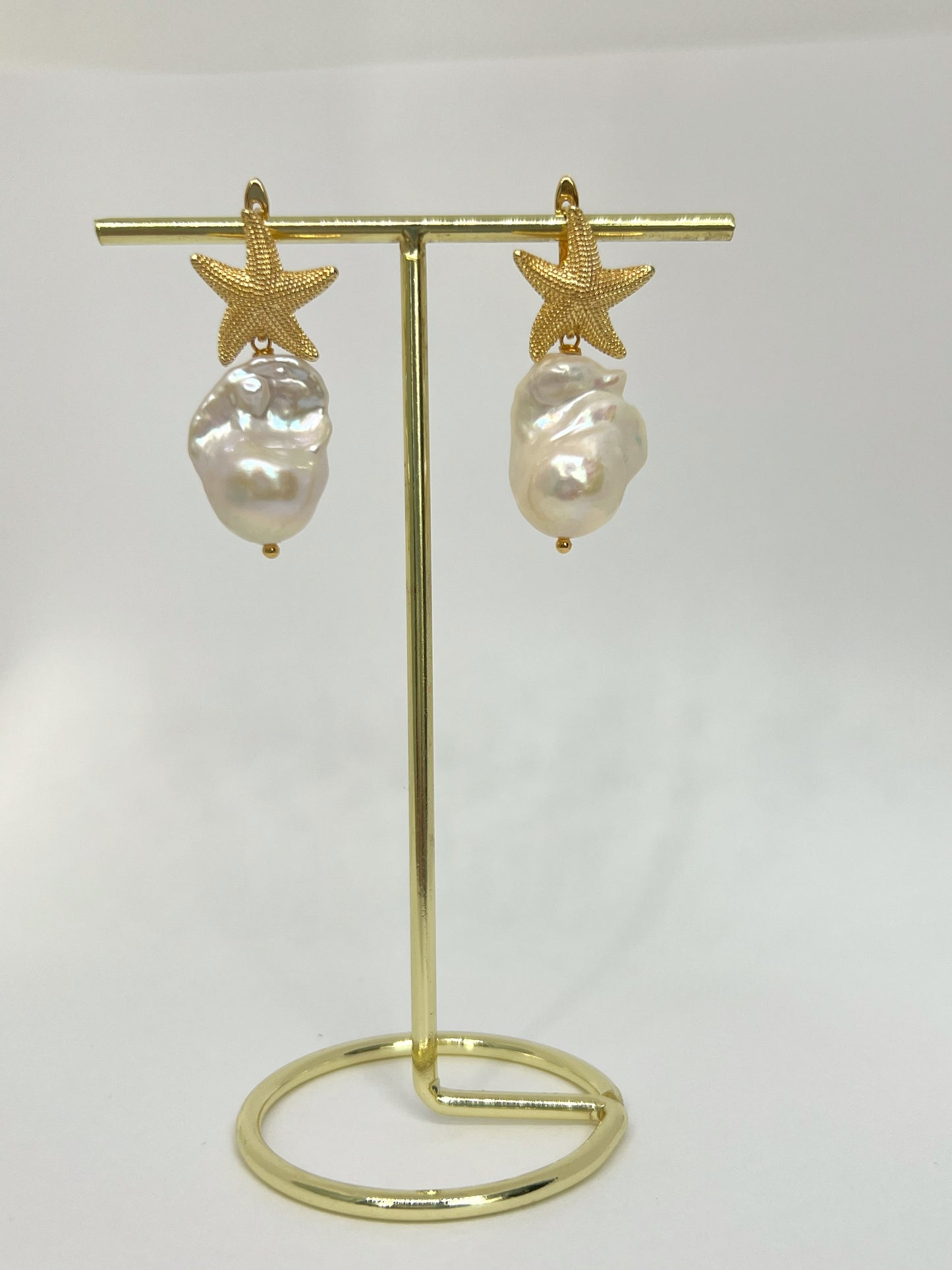 MERITÄHTI KORVAKORUT