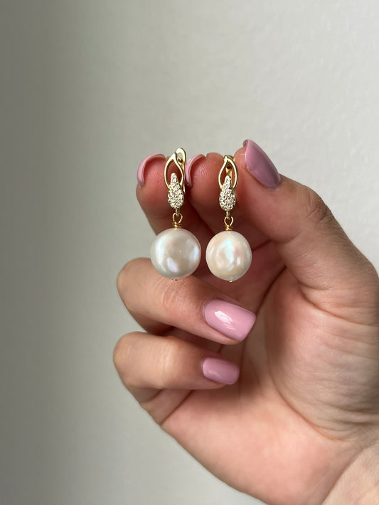 SILVIA HELMIKORVAKORUT