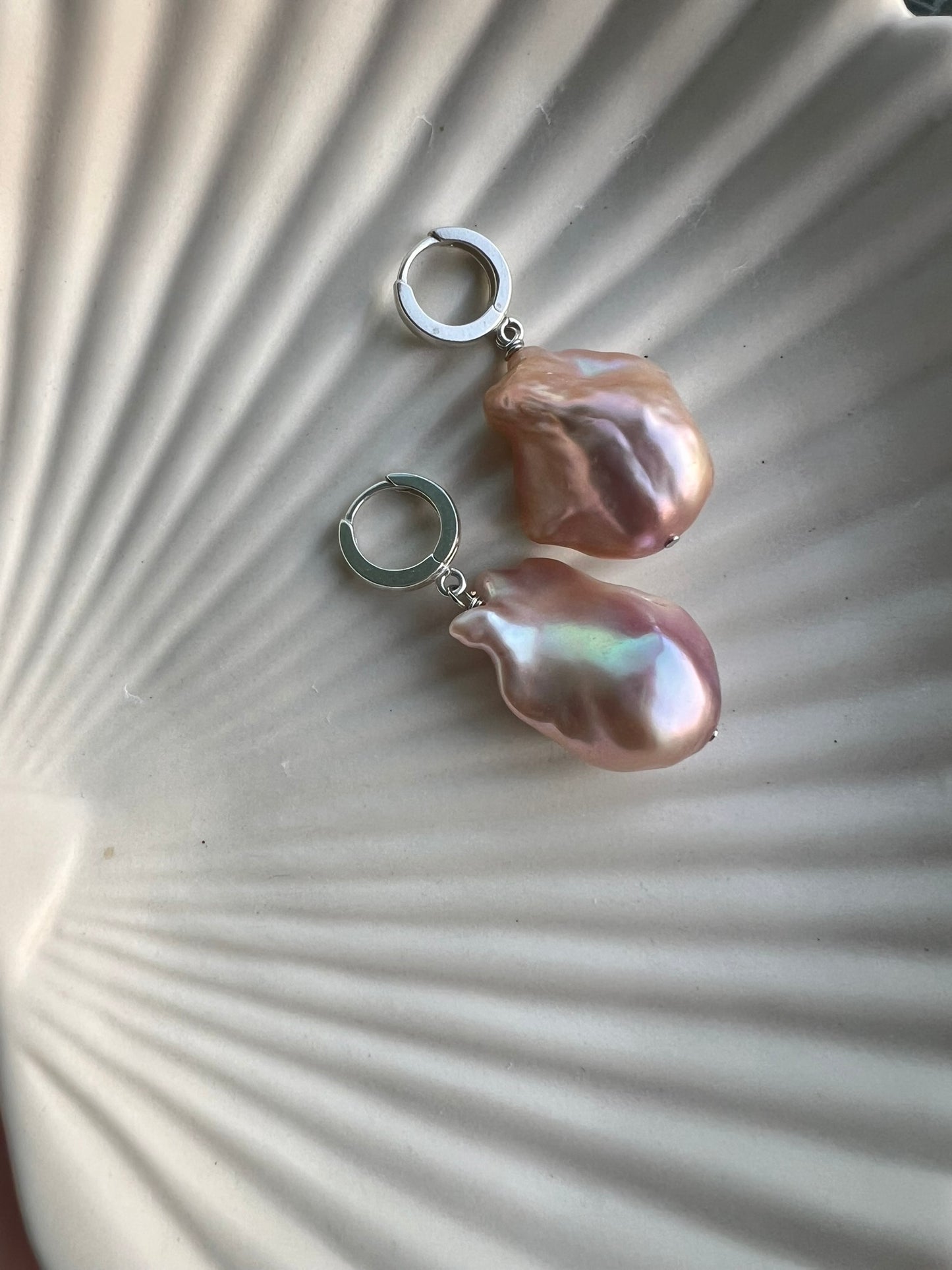 AURORA Barokkihelmi Korvakorut – S925