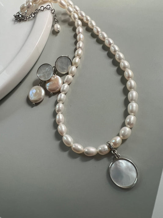 ANNI HELMI KAULAKORU