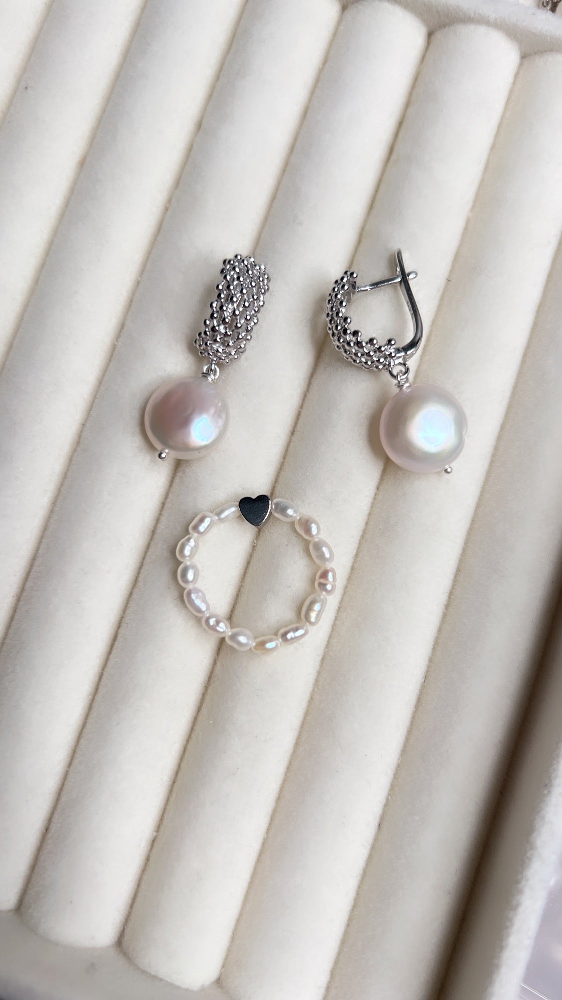 Coin-Helmi Korvakorut & Sormus