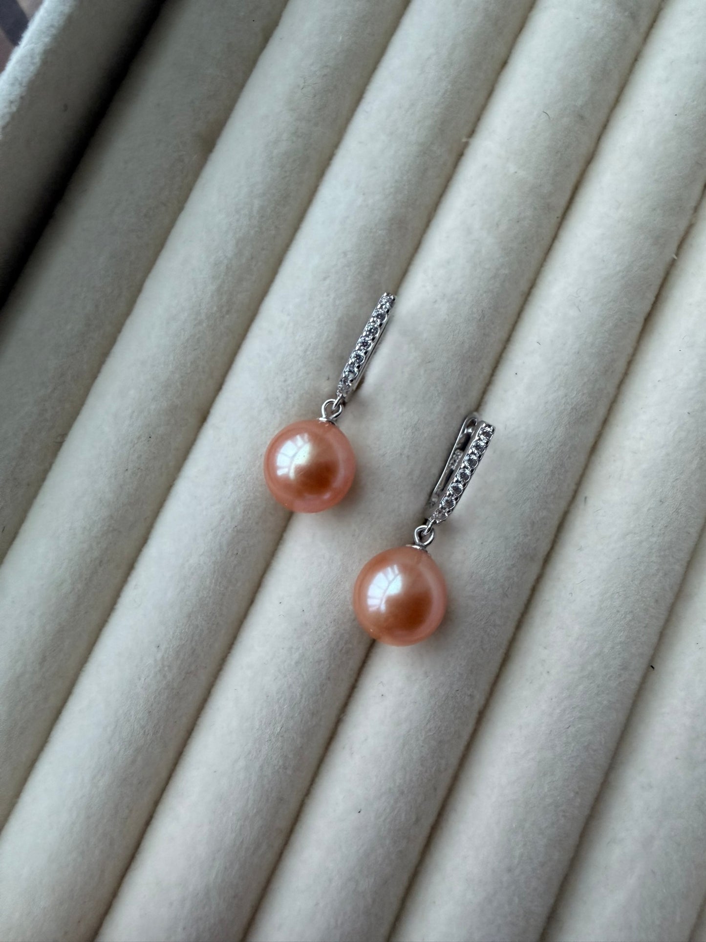 PEARL EARRINGS FOR A WEDDING