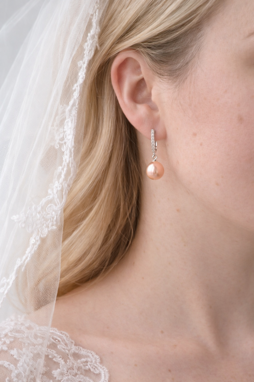 PEARL EARRINGS FOR A WEDDING