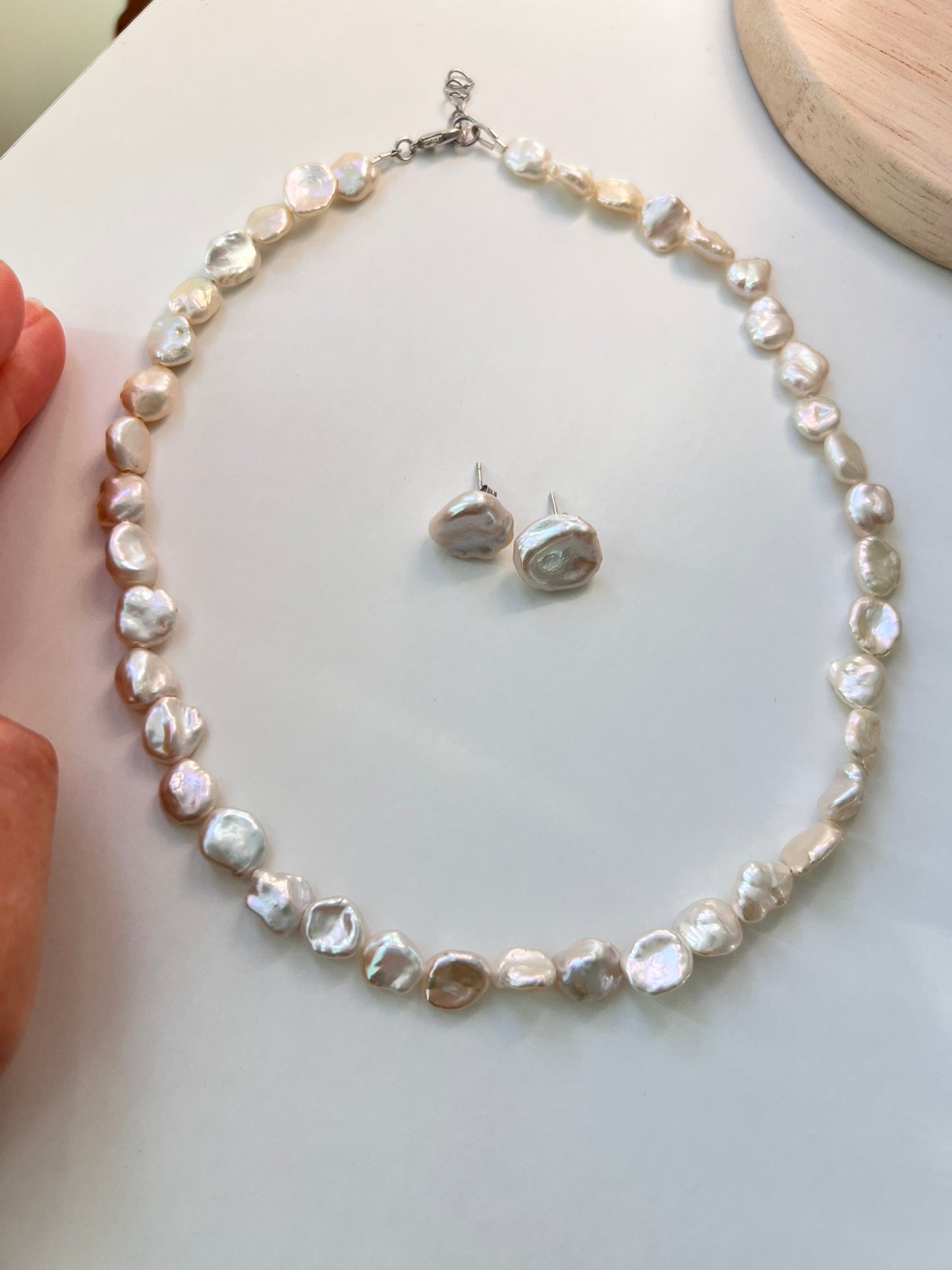 KESHI PEARL SET – kaulakoru & korvakorut (S925)