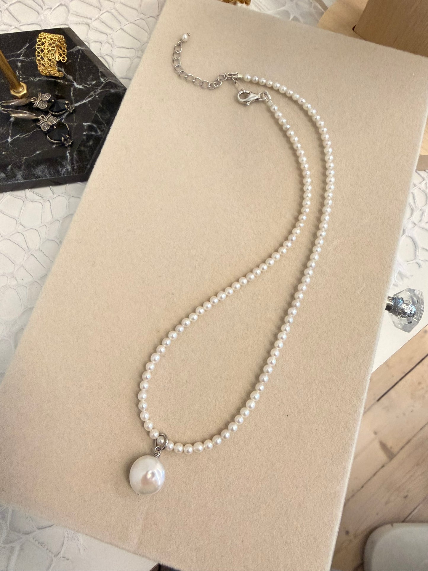 MARRASKUU HELMIKAULAKORU