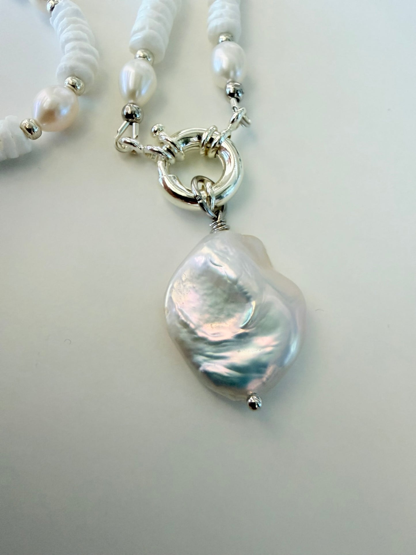 Simpukka & Helmi Choker