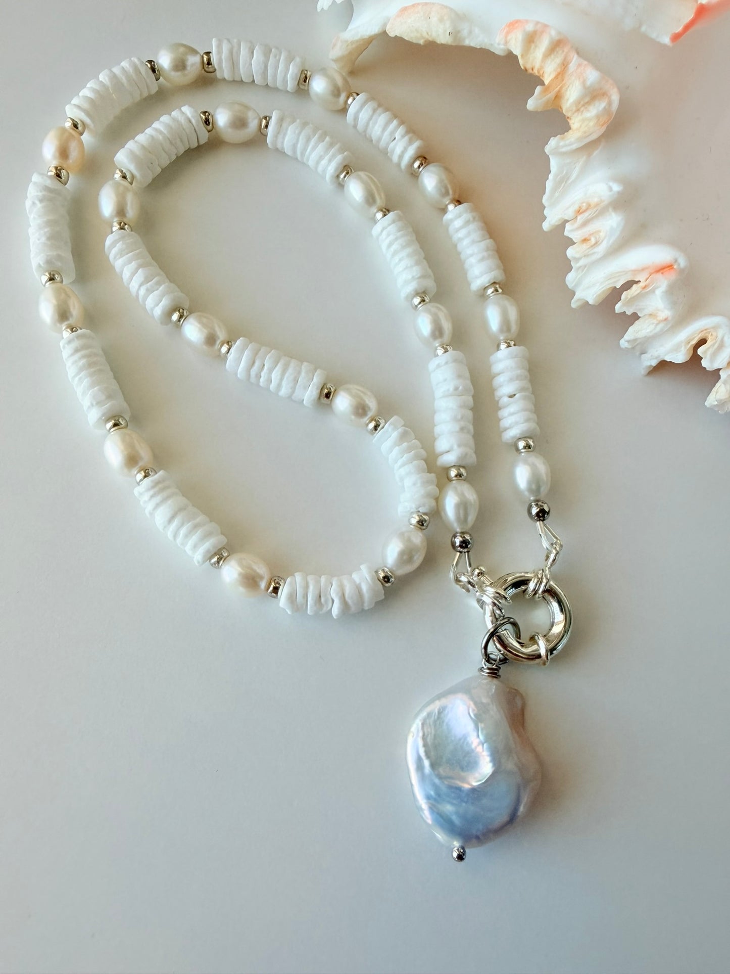 Simpukka & Helmi Choker